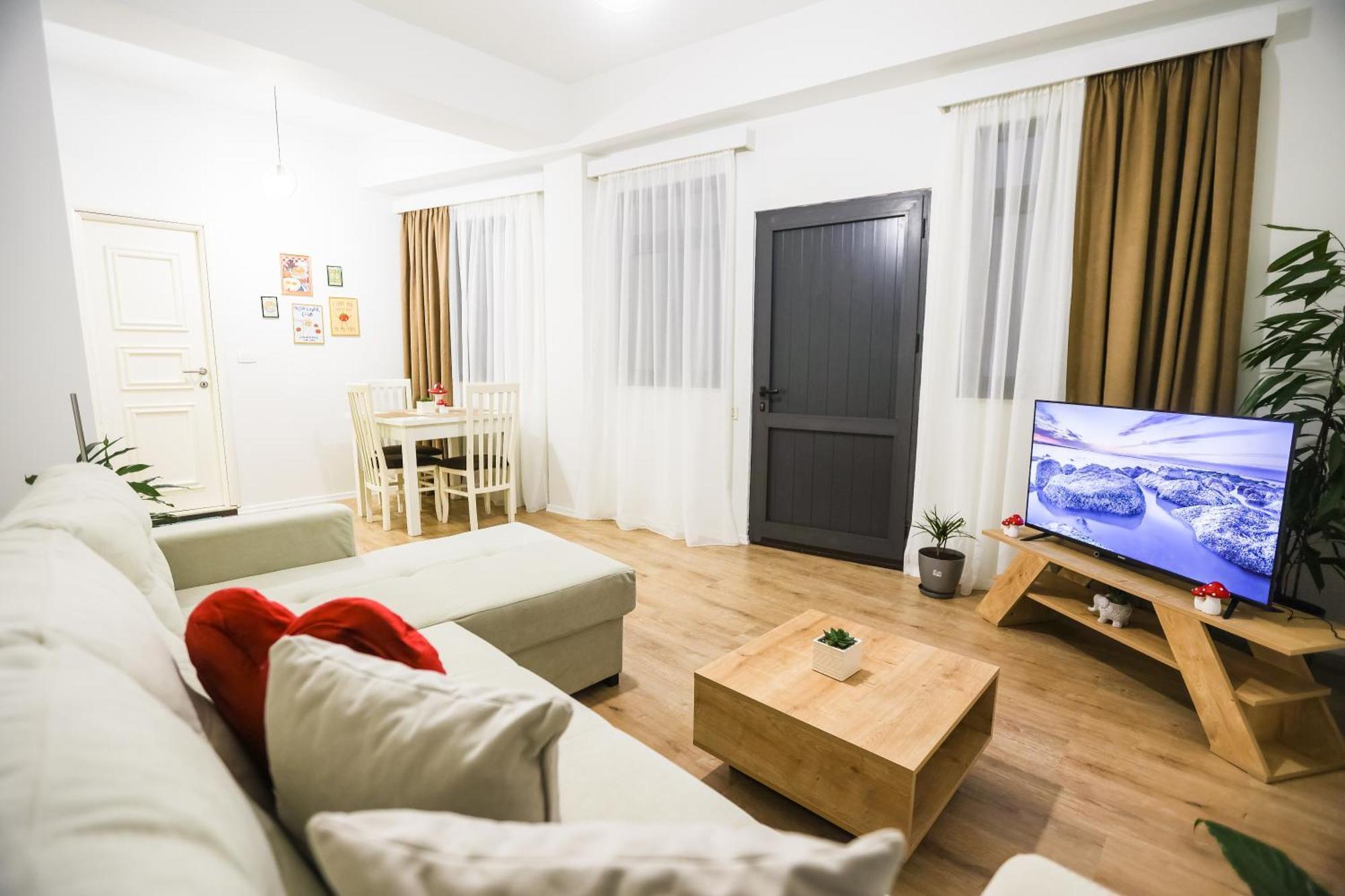 At Bazaar Central Apartment Tirana Eksteriør billede